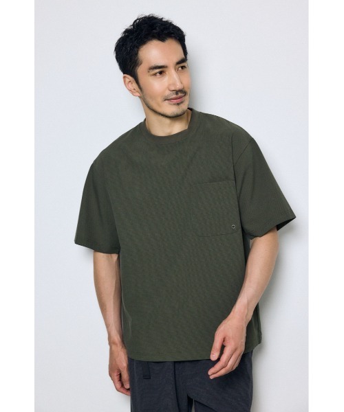 AZUL by moussy(アズールバイマウジー)の「テックジャガードアクショントップス(Tシャツ/カットソー・メンズ・ブラウン/ブラック/カーキ・MEDIUM/LARGE)」の4枚目の写真