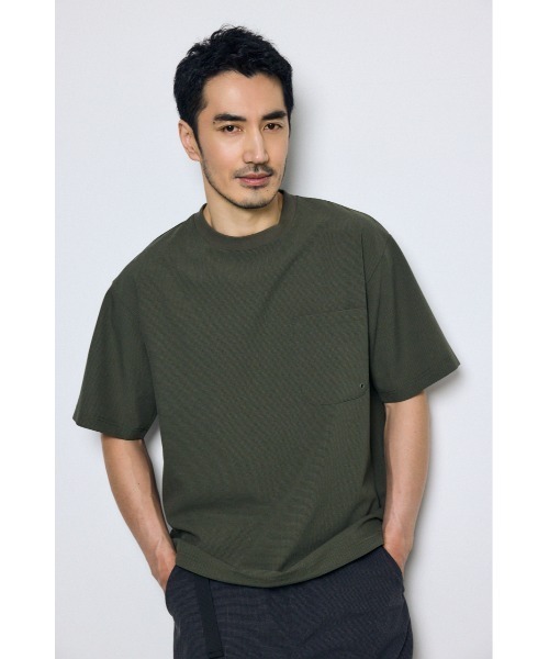 AZUL by moussy(アズールバイマウジー)の「テックジャガードアクショントップス(Tシャツ/カットソー・メンズ・ブラウン/ブラック/カーキ・MEDIUM/LARGE)」の5枚目の写真
