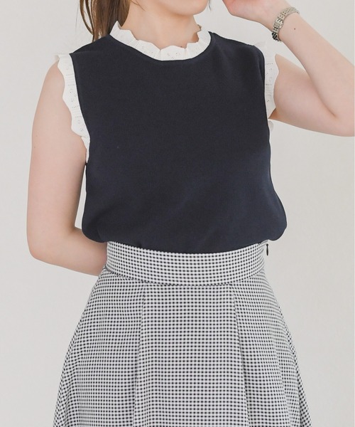 MISCH MASCH(ミッシュマッシュ)の「2026春夏新作 配色フリルボーダーノースリーブニット(ニット/セーター・レディース・ネイビー/ホワイト×ブルー・フリ-)」の7枚目の写真