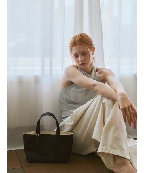mur（ミュール）の「Reversible Polar Mini Bag(4color)（ショルダーバッグ・レディース・ブラック/ダークブラウン/バーガンディー/ネイビー・ONE）」の10枚目の写真