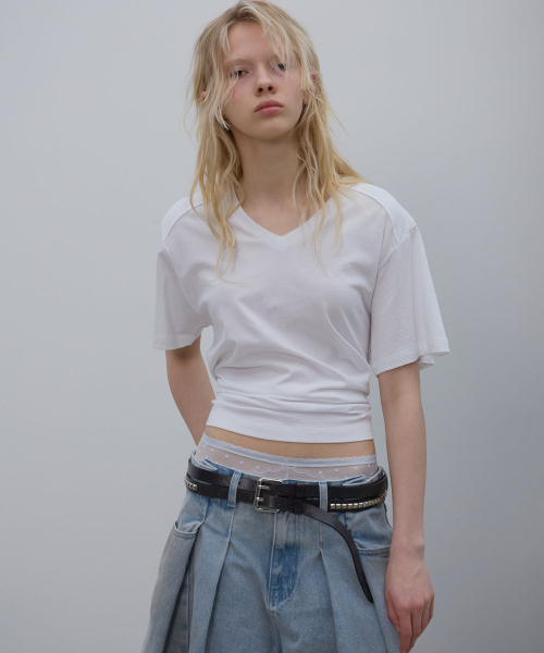 LCDC TM(エルシーディーシーティーエム)の「BACK SLIT V-NECK TOP (WHITE)(Tシャツ/カットソー・レディース・その他・SMALL/MEDIUM)」の5枚目の写真