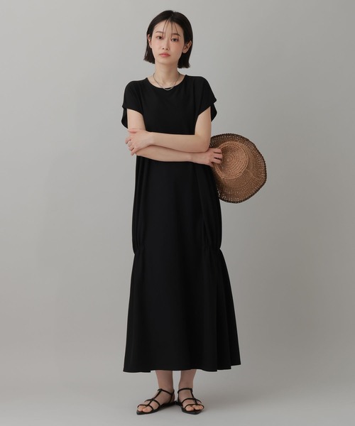 LAKOLE(ラコレ)の「ワッフルギャザーワンピース / 861808(ワンピース・レディース・ブルー/ブラウン/ベージュ/ブラック・FREE)」の11枚目の写真