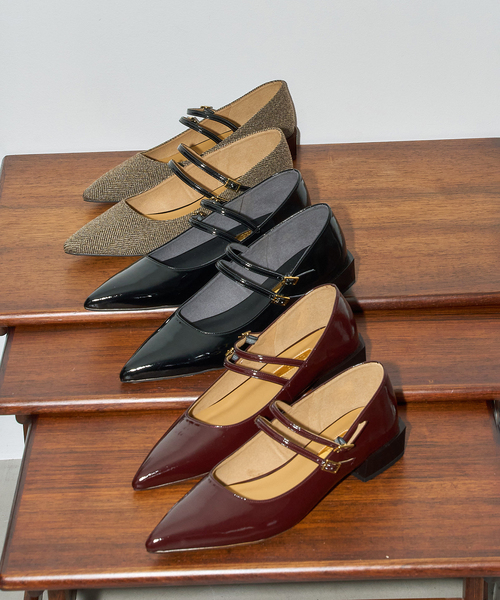 GRISE（グリーズ）の「《WEB+一部店舗限定》GRISE3cmポインテッドダブルストラップメリージェーン（パンプス・レディース・ブラック/ブラウン/ボルドー・25cm/24.5cm/24cm/23.5cm/23cm/22cm/22.5cm）」の4枚目の写真