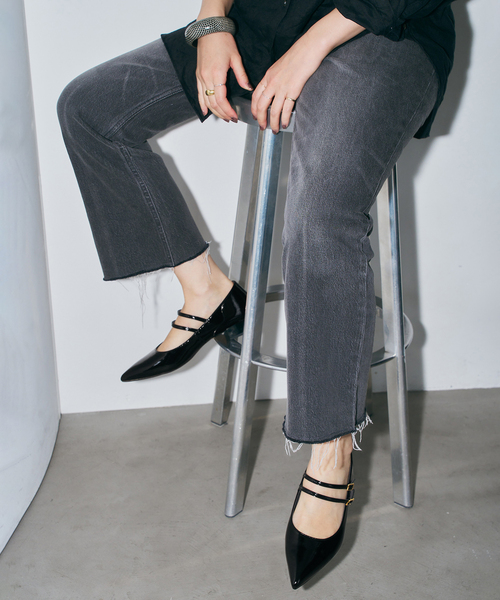 GRISE（グリーズ）の「《WEB+一部店舗限定》GRISE3cmポインテッドダブルストラップメリージェーン（パンプス・レディース・ブラック/ブラウン/ボルドー・25cm/24.5cm/24cm/23.5cm/23cm/22cm/22.5cm）」の6枚目の写真