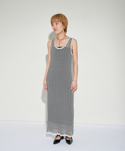 GRISE（グリーズ）の「《WEB+一部店舗限定》GRISE3cmポインテッドダブルストラップメリージェーン（パンプス・レディース・ブラック/ブラウン/ボルドー・25cm/24.5cm/24cm/23.5cm/23cm/22cm/22.5cm）」の8枚目の写真