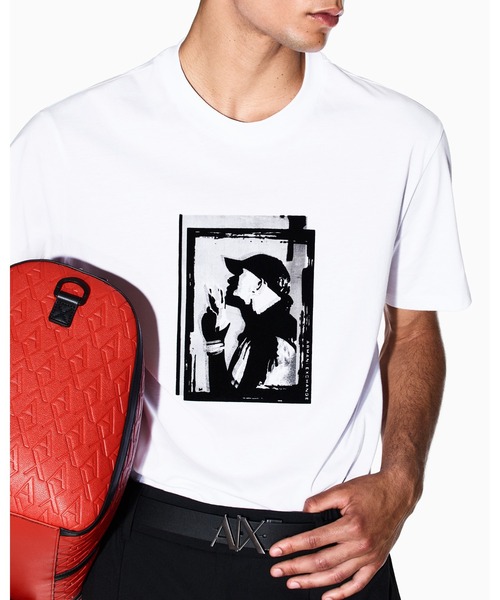 ARMANI EXCHANGE(アルマーニエクスチェンジ)の「【A|X アルマーニ エクスチェンジ】ポートレートプリント 半袖クルーネックTシャツ/REGULAR(Tシャツ/カットソー・メンズ・ホワイト・XX-LARGE/X-SMALL/SMALL/MEDIUM/LARGE)」の3枚目の写真