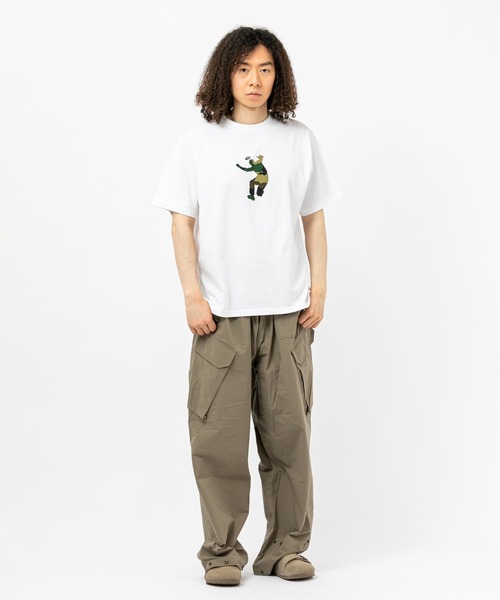 UNION(UNION TOKYO)(ユニオン)の「UNION TOKYO CAMO FRONTMAN S/S TEE WDLND ユニオントーキョー Tシャツ(Tシャツ/カットソー・メンズ・オフホワイト/ブラック・MEDIUM/LARGE/X-LARGE/XX-LARGE/SMALL)」の9枚目の写真