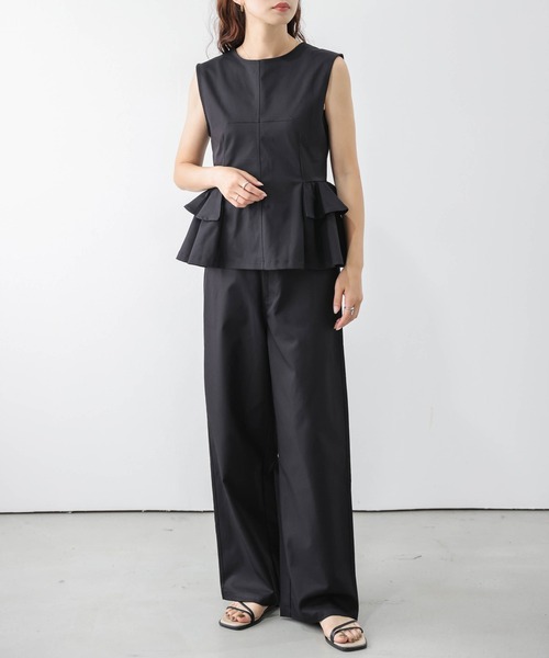 AMELY(エミリー)の「ペプラム×ワイドパンツセットアップ(セットアップ・レディース・ブラック/ブラウン/ブルー/ライトベージュ・M/L)」の2枚目の写真