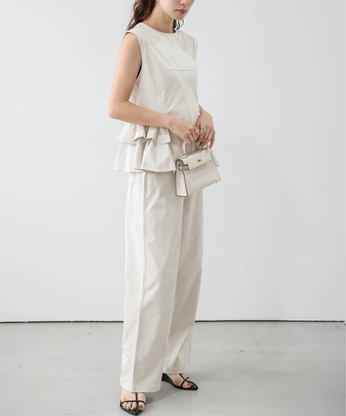 AMELY(エミリー)の「ペプラム×ワイドパンツセットアップ(セットアップ・レディース・ブラック/ブラウン/ブルー/ライトベージュ・M/L)」の13枚目の写真