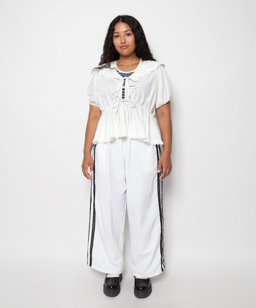 PUNYUS(プニュズ)の「【NEW SIZE】フリルビッグカラー半袖ブラウス(シャツ/ブラウス・レディース・オフホワイト/ブラック・1/3/2/4/5)」の5枚目の写真