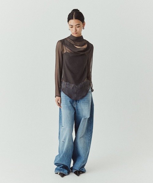 kiehtova(キエトヴァ)の「【kiehtova】FLUID SHEER MOCKNECK TOPS/フルイドシアーモックネックトップス KTWR71(Tシャツ/カットソー・レディース・グレー/ブラウン/ブラック・FREE)」の8枚目の写真