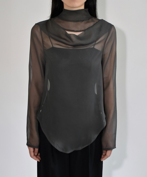 kiehtova(キエトヴァ)の「【kiehtova】FLUID SHEER MOCKNECK TOPS/フルイドシアーモックネックトップス KTWR71(Tシャツ/カットソー・レディース・グレー/ブラウン/ブラック・FREE)」の5枚目の写真