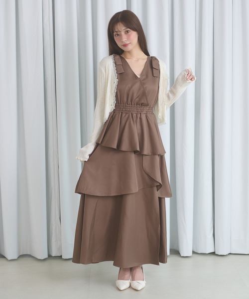 Ambre Neige(アンブルネージュ)の「shoulder ribbon dress / ショルダーリボンワンピース(ワンピース・レディース・ブラック/モカ/アイボリー・FREE)」の4枚目の写真