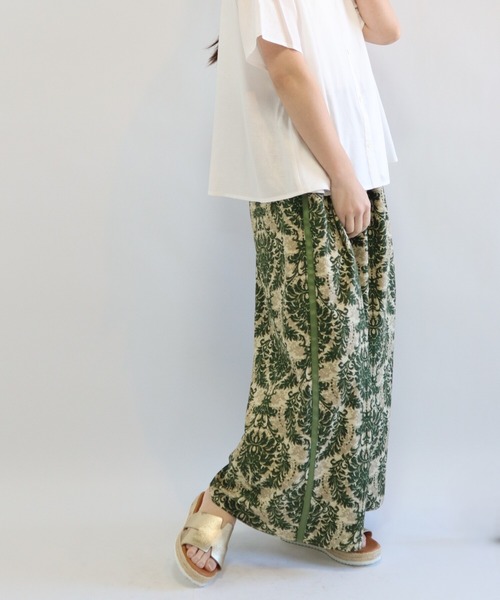 etre relie(エトレリー)の「セミシアーウエストリブワイドパンツ(その他パンツ・レディース・グリーン系その他/ネイビー/ブラック系その他・MEDIUM)」の14枚目の写真