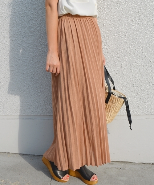 SHIPS for women（シップスフォーウィメン）の「ジャージープリーツマキシスカート◇（スカート・レディース・グレー/オレンジ系その他/ブラック/ロイヤルブルー/キャメル・ONE SIZE）」の5枚目の写真