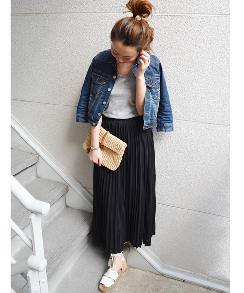 SHIPS for women（シップスフォーウィメン）の「ジャージープリーツマキシスカート◇（スカート・レディース・グレー/オレンジ系その他/ブラック/ロイヤルブルー/キャメル・ONE SIZE）」の8枚目の写真