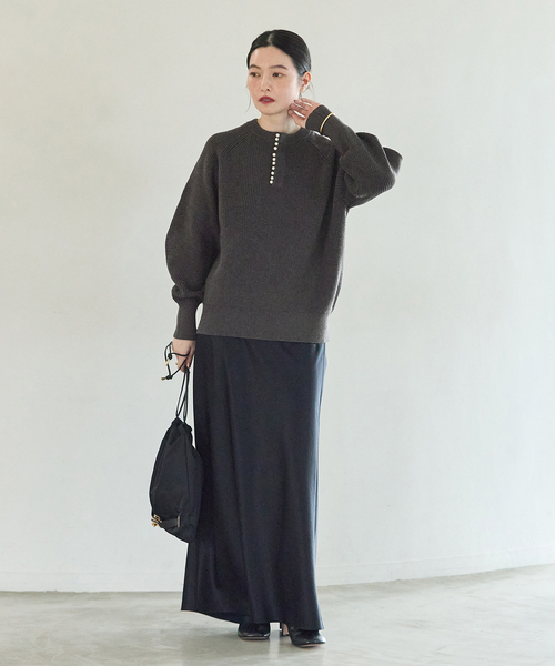 journal standard L'essage(ジャーナルスタンダードレサージュ)の「《一部WEB限定カラー/追加》パールスキッパープルオーバー(ニット/セーター・レディース・グレー/チャコールグレー/ネイビー・FREE)」の4枚目の写真