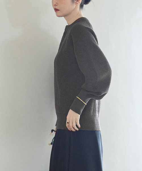 journal standard L'essage(ジャーナルスタンダードレサージュ)の「《一部WEB限定カラー/追加》パールスキッパープルオーバー(ニット/セーター・レディース・グレー/チャコールグレー/ネイビー・FREE)」の10枚目の写真