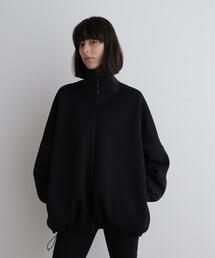 《LE PHIL SPORTS》テックダンボールスタンドカラーブルゾン