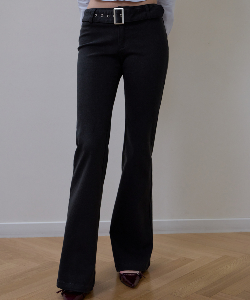 ROSEFRANTZ（ロゼフランツ）の「Belted Boots Cut Pants [Black]（その他パンツ・レディース・ブラック・SMALL/MEDIUM）」の4枚目の写真
