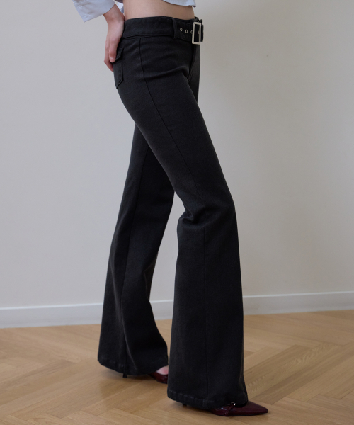 ROSEFRANTZ（ロゼフランツ）の「Belted Boots Cut Pants [Black]（その他パンツ・レディース・ブラック・SMALL/MEDIUM）」の8枚目の写真