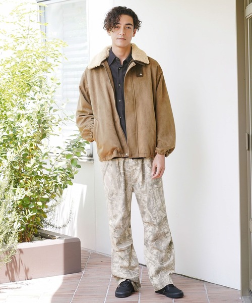 BAYFLOW(ベイフロー)の「ボアカラーフライトジャケット(ブルゾン・メンズ・ブラウン/ベージュ/ブラック/グレー・MEDIUM/LARGE)」の21枚目の写真