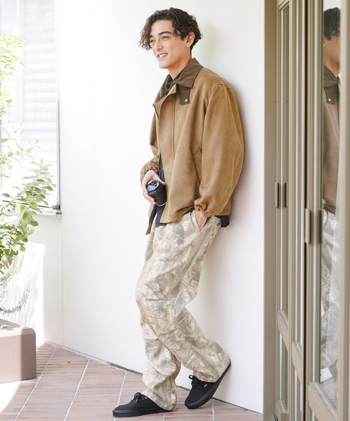 BAYFLOW(ベイフロー)の「ボアカラーフライトジャケット(ブルゾン・メンズ・ブラウン/ベージュ/ブラック/グレー・MEDIUM/LARGE)」の10枚目の写真