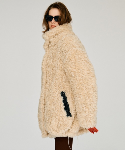 PRANK PROJECT(プランクプロジェクト)の「【2026Winter Pre-Order】スタンドカラーカールファーコート / Stand Collar Curly Fur Coat(その他アウター・レディース・ブラウン/アイボリー・FREE)」の6枚目の写真