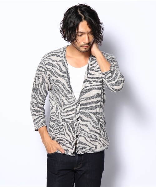 AMERICAN RAG CIE(アメリカンラグシー)の「AMERICANRAGCIE(108-AGE-M112-CT062)(カーディガン/ボレロ・メンズ・ブラウン/ベージュ・1/2)」の2枚目の写真