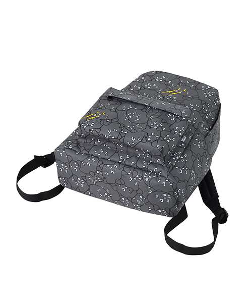 にゃー(ニャー)の「S 総柄びーむろぼにゃーリュック(バックパック/リュック・レディース・チャコールグレー・FREE)」の3枚目の写真