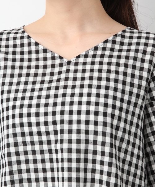 LEPSIM（レプシィム）の「ムジガラフレアスリーブブラウスSS　782693（シャツ/ブラウス・レディース・ブラック/ホワイト系その他/イエロー/ブラック×ホワイト/グレイッシュベージュ・LARGE/MEDIUM）」の10枚目の写真