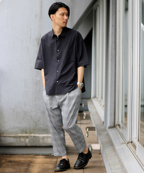 Confirm（コンファーム）の「Confirm / コンファーム ワンタック柄パンツ（スラックス・メンズ・ブラック/ブラック系その他・M/L）」の6枚目の写真