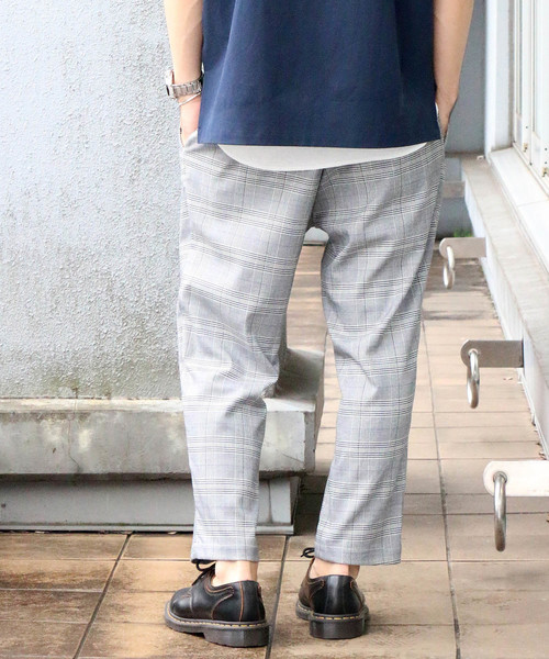 Confirm（コンファーム）の「Confirm / コンファーム ワンタック柄パンツ（スラックス・メンズ・ブラック/ブラック系その他・M/L）」の16枚目の写真