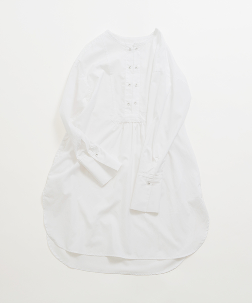 nop de nod(ノップドゥノッド)の「ノーカラーチュニックシャツ(チュニック・レディース・ホワイト/オフホワイト・3)」の2枚目の写真
