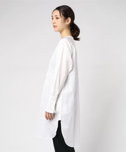 nop de nod(ノップドゥノッド)の「ノーカラーチュニックシャツ(チュニック・レディース・ホワイト/オフホワイト・3)」の9枚目の写真