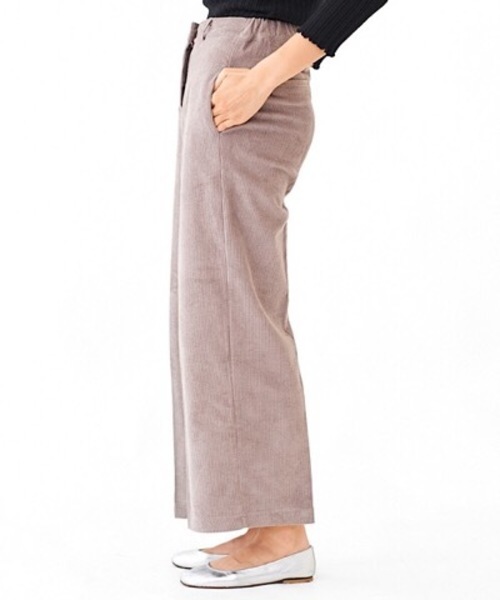 flower(フラワー)の「クリーンコーデュロイパンツ(その他パンツ・レディース・アイボリー/ブラウン・FREE)」の5枚目の写真