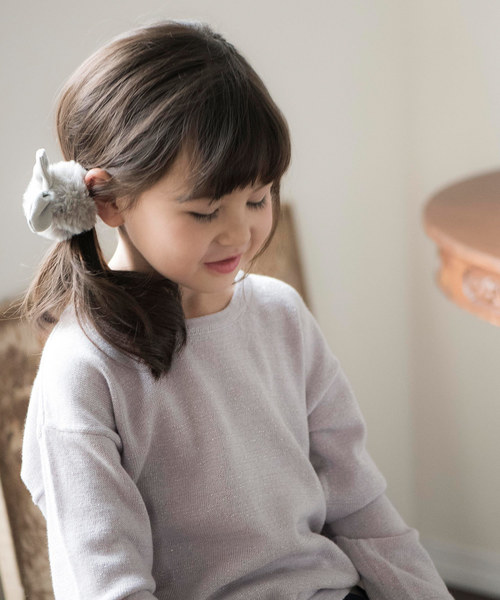 Catherine Cottage（キャサリンコテージ）の「うさ耳付きフェイクファーポンポンヘアゴム（ヘアゴム・キッズ・ベージュ/クリーム/ベビーピンク/ホワイト/グレー・FREE）」の7枚目の写真