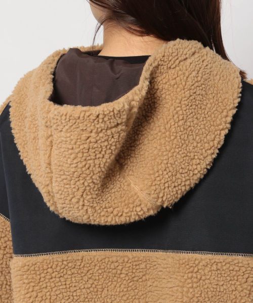 PAGEBOY（ページボーイ）の「ボアリバーシブルフードブルゾン（ブルゾン・レディース・アイボリー/ホワイト×ブラック/キャメル・FREE）」の21枚目の写真