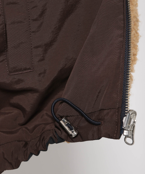 PAGEBOY（ページボーイ）の「ボアリバーシブルフードブルゾン（ブルゾン・レディース・アイボリー/ホワイト×ブラック/キャメル・FREE）」の12枚目の写真