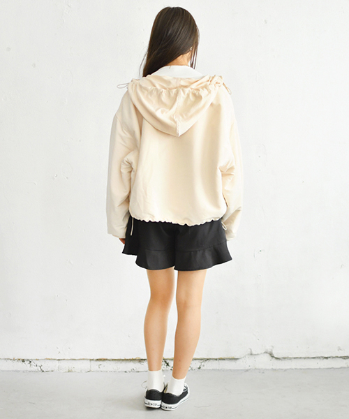 PairPair(ペアペア)の「【ライナー取り外し可能】2WAY袖ボリュームマウンパ(ブルゾン・レディース・ブラック/ベージュ/アイボリー/モカ・FREE)」の11枚目の写真