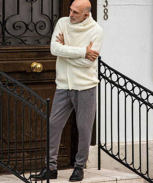 1piu1uguale3 RELAX（ウノピュウノウグァーレトレリラックス）の「1PIU1UGUALE3 RELAX(ウノピゥウノウグァーレトレ)ネックケーブルニット（ニット/セーター・メンズ・ホワイト/ブラック・S/M/L/XL/XXL）」の7枚目の写真