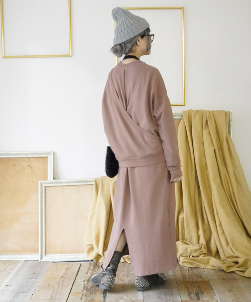 sakurabois（サクラボア）の「２WAYスウェットトップス（スウェット・レディース・チャコール/モカ/グレイッシュベージュ/キャメル・M）」の5枚目の写真