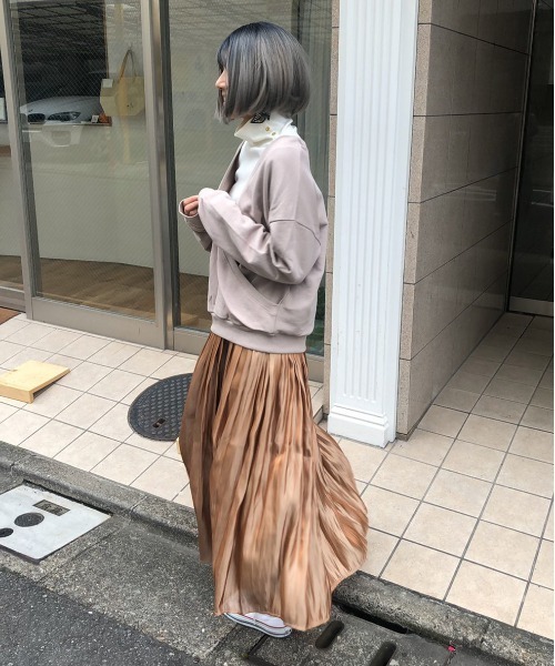 sakurabois（サクラボア）の「２WAYスウェットトップス（スウェット・レディース・チャコール/モカ/グレイッシュベージュ/キャメル・M）」の10枚目の写真