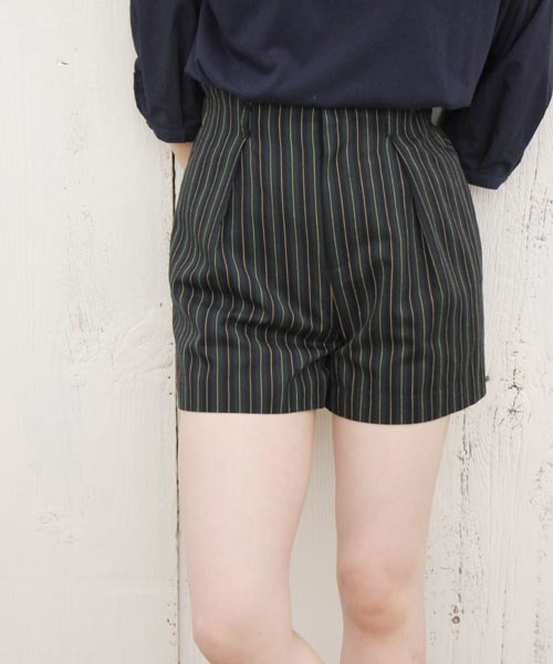 Chico(チコ)の「ハイウエストショーツ(その他パンツ・レディース・グリーン/グリーン系その他/ブルー/ブルー系その他・FREE)」の10枚目の写真
