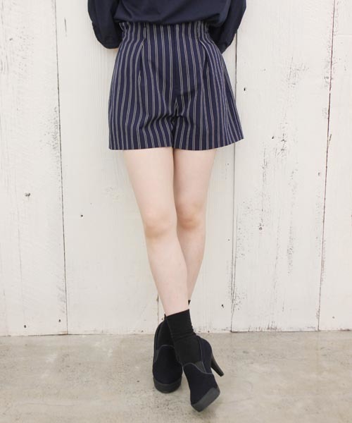 Chico(チコ)の「ハイウエストショーツ(その他パンツ・レディース・グリーン/グリーン系その他/ブルー/ブルー系その他・FREE)」の12枚目の写真