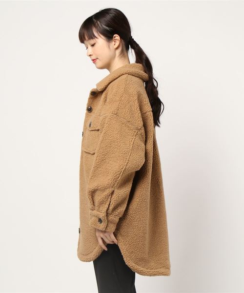 KOBE LETTUCE（コウベレタス）の「ビッグシルエットボアCPOジャケットコート（ダウンジャケット/コート・レディース・モカ/アイボリー/キャメル・FREE）」の4枚目の写真