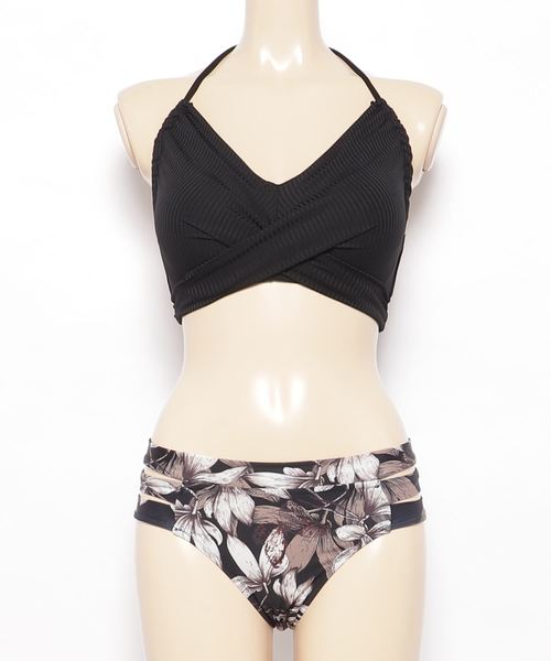 Dita（ディータ）の「【3点セット】リゾートパンツ付きビキニセット【RT】（水着・レディース・ブラック/グリーン/グリーン系その他/ブラック系その他/ネイビー・L/XL/M）」の7枚目の写真