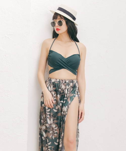 Dita（ディータ）の「【3点セット】リゾートパンツ付きビキニセット【RT】（水着・レディース・ブラック/グリーン/グリーン系その他/ブラック系その他/ネイビー・L/XL/M）」の19枚目の写真