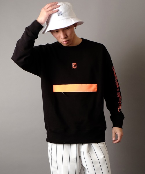 FILA HERITAGE(フィラヘリテージ)の「【FILA heritage】ロゴ刺繍 ビッグポケット バイカラー長袖スウェットトレーナー(スウェット・メンズ・ネイビー/ホワイト/ブラック・M/L/XL)」の3枚目の写真