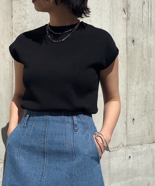 &g'aime（アンジェム）の「【&g'aime】ミラノリブフレンチスリーブニット（ニット/セーター・レディース・ブラック/チャコールグレー/ホワイト/カーキ/グレイッシュベージュ/ベージュ/パープル・FREE）」の19枚目の写真